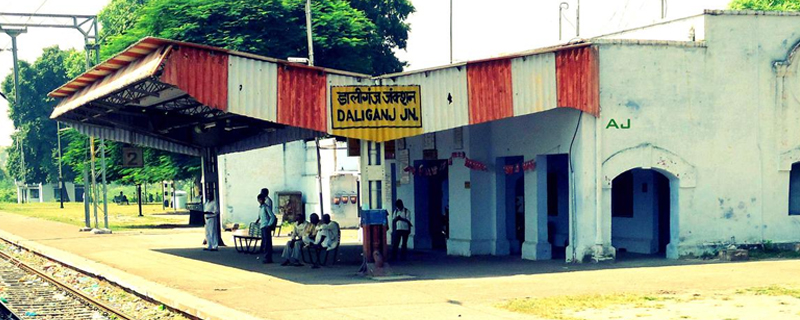Daliganj Junction Railway Station 